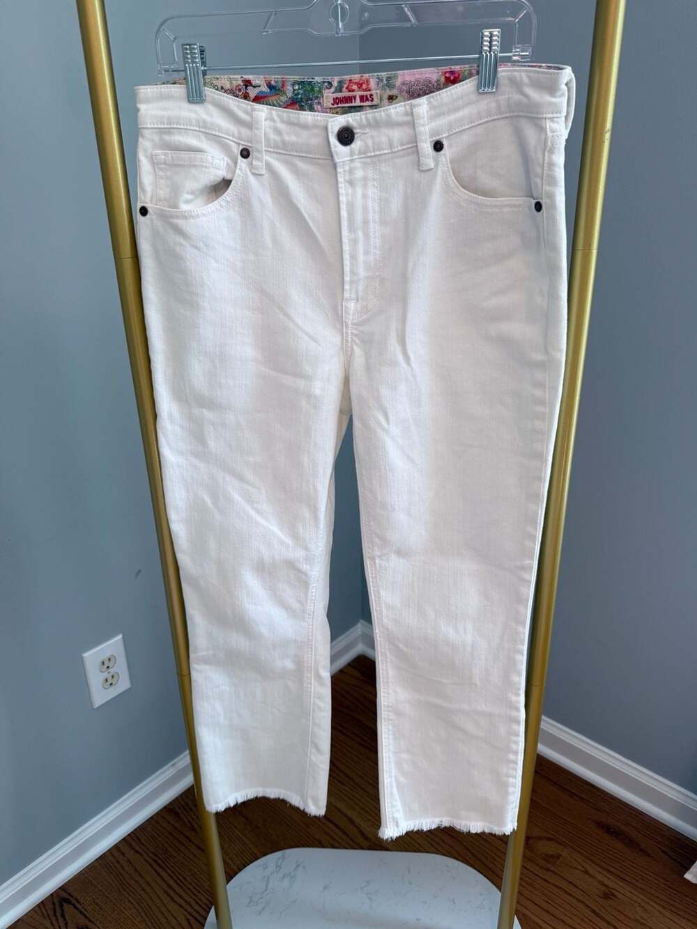 Johnny Was The Cropped Baby Boot White Stretch Mid-Rise Slim Fit Jeans